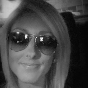 Meet your Posher, Kasey